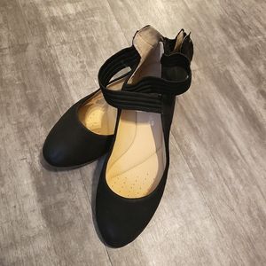 Clark's Grace Anna Leather Ballet Zip Back Flats